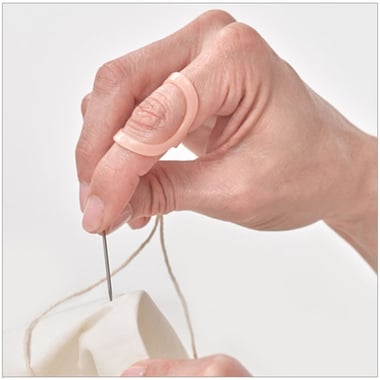 Oval-8 Finger Splint treating a swan neck deformity Oval-8 Finger Splint treating a swan neck deformity