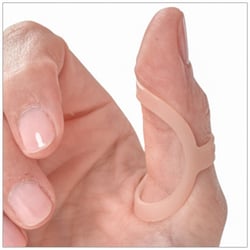 Use an Oval-8 Finger Splint to treat Trigger Thumb